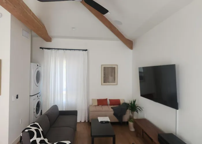 Ladera Retreat Near Sofi Stadium, Lax, Beach
