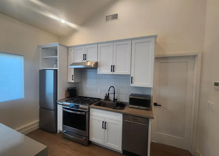 Ladera Retreat Near Sofi Stadium, Lax, Beach