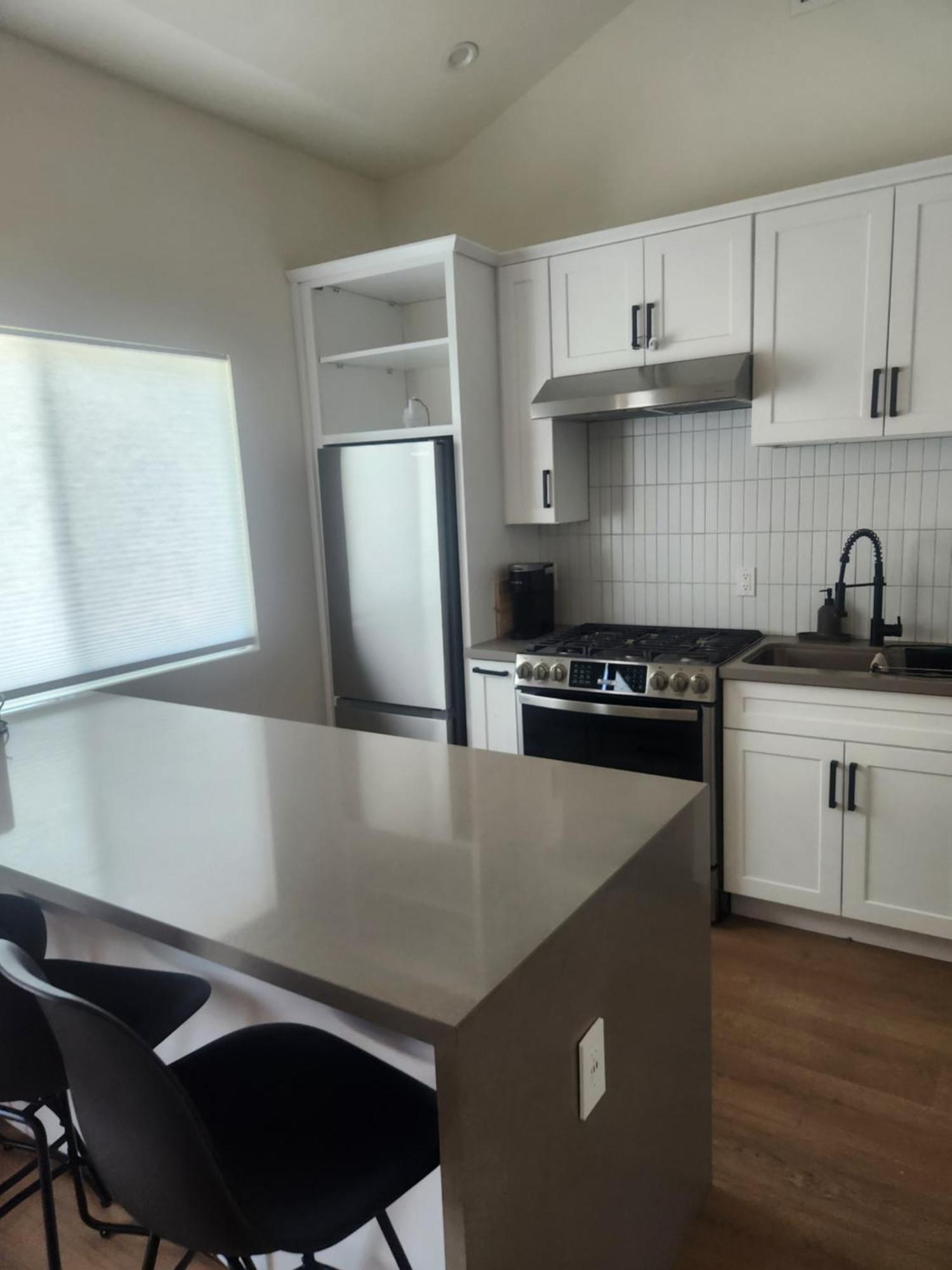 Ladera Retreat Near Sofi Stadium, Lax,